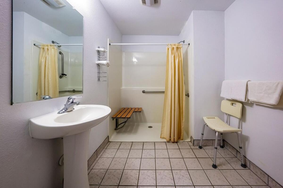 Budget 8 Motel Джон-Дей Екстер'єр фото